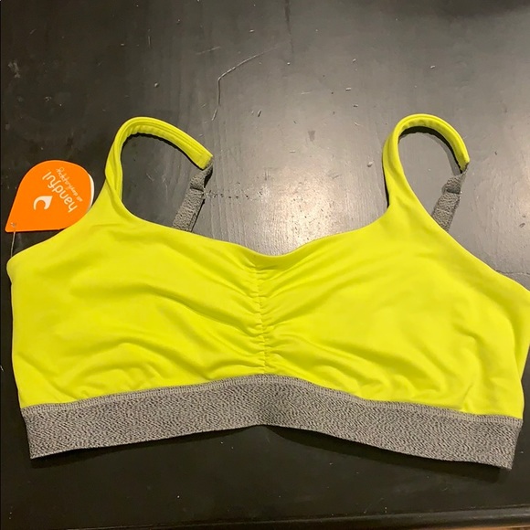 handful sports bra